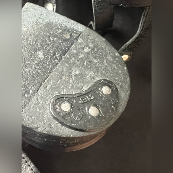 Authentic CHANEL Knee-High Gladiator Sandals - Picture 15 of 16